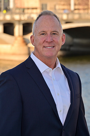 Jeff Biz Port-0037