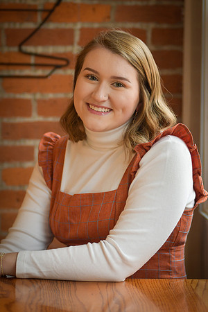 Olivia-160