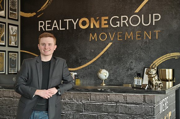 Realty One-0032