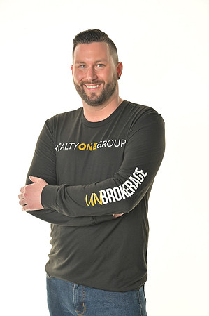 Realty One-0059