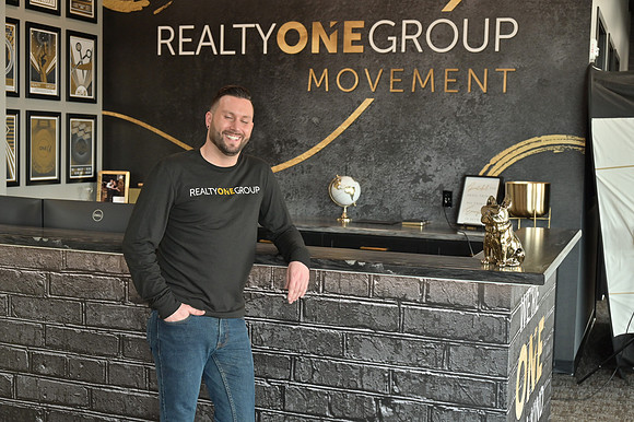 Realty One-0070