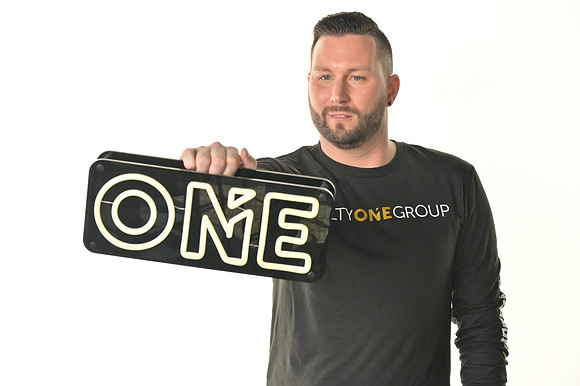 Realty One-0095