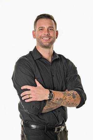 Realty One Biz Head-0038_retouched
