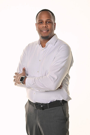 Realty One-0042_retouched