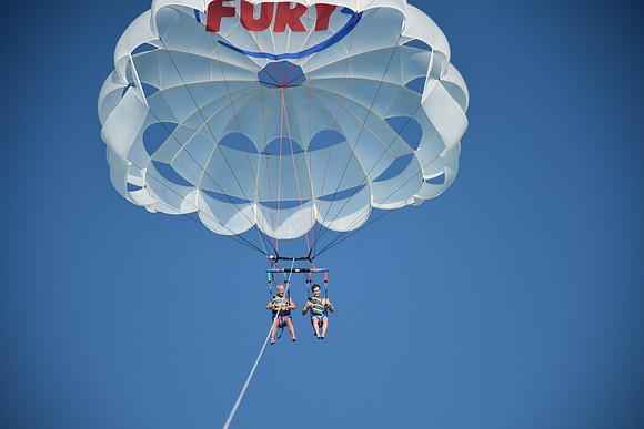 Hennessy Parasail-0039