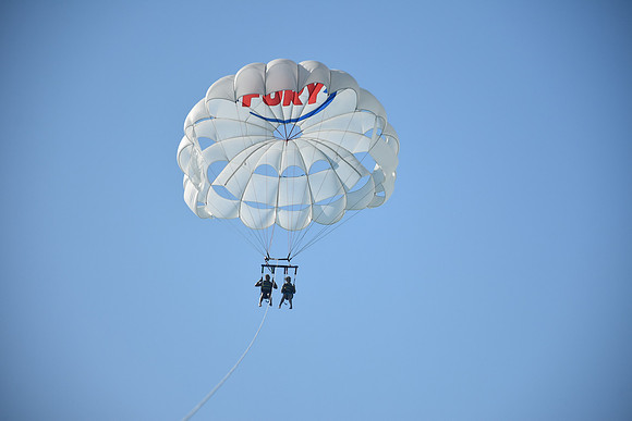 Hennessy Parasail-0029
