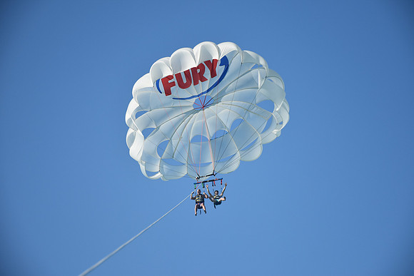 Hennessy Parasail-0056