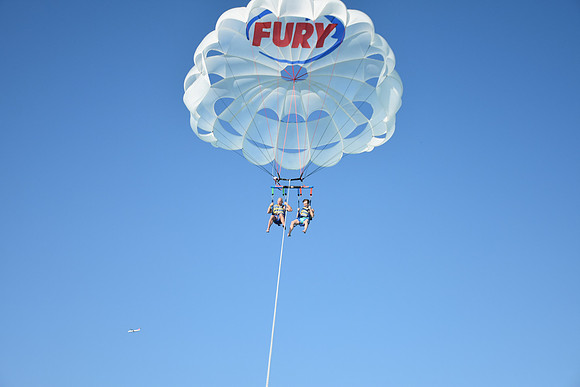 Hennessy Parasail-0073