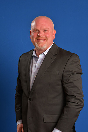 MB Biz Head-26