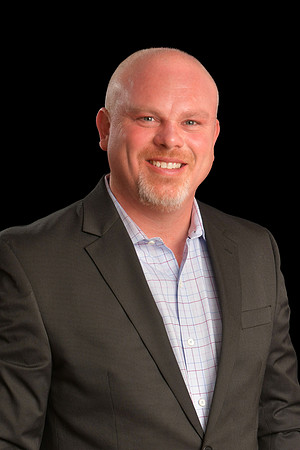 MB Biz Head-28 cropped retouched black