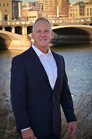 Jeff Biz Port-0036