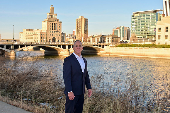 Jeff Biz Port-0038
