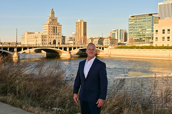 Jeff Biz Port-0028