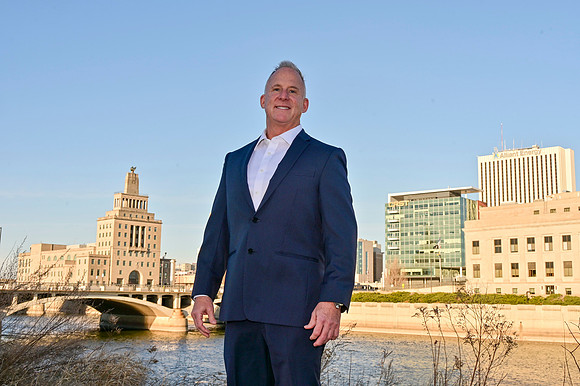 Jeff Biz Port-0032